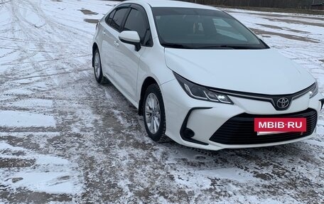 Toyota Corolla, 2019 год, 2 095 000 рублей, 4 фотография