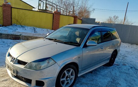 Nissan Wingroad III, 2002 год, 450 000 рублей, 3 фотография