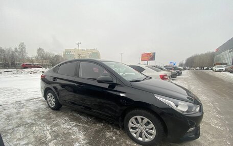 Hyundai Solaris II рестайлинг, 2017 год, 1 250 000 рублей, 4 фотография