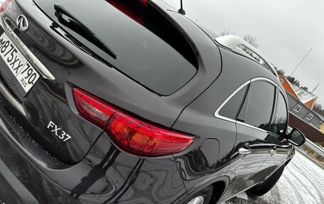 Infiniti FX II, 2011 год, 2 100 000 рублей, 2 фотография