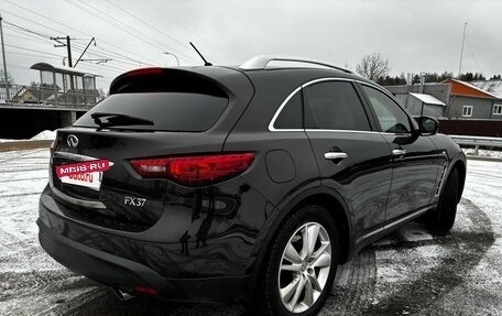 Infiniti FX II, 2011 год, 2 100 000 рублей, 30 фотография