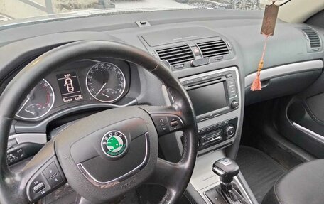 Skoda Octavia, 2010 год, 1 200 000 рублей, 20 фотография