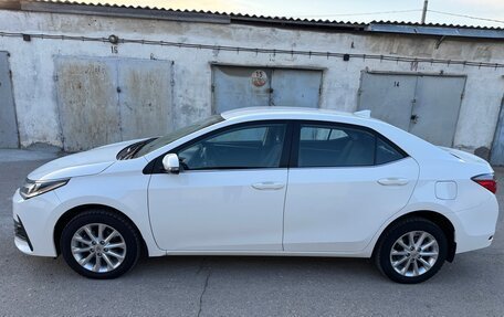 Toyota Corolla, 2018 год, 1 820 000 рублей, 9 фотография