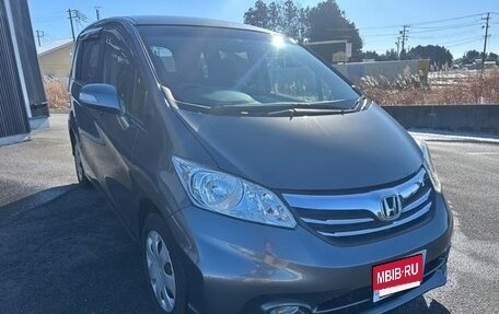 Honda Freed I, 2012 год, 767 000 рублей, 1 фотография