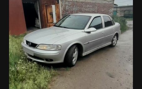 Opel Vectra B рестайлинг, 2000 год, 320 000 рублей, 1 фотография