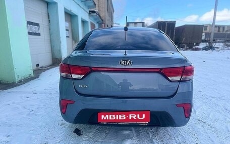 KIA Rio IV, 2018 год, 1 275 000 рублей, 3 фотография