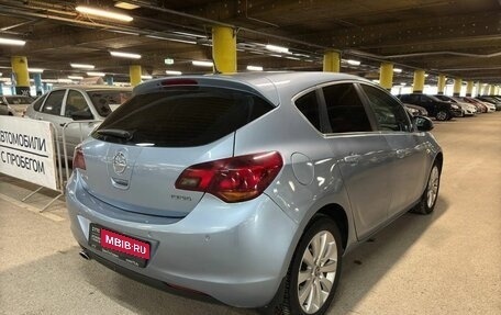 Opel Astra J, 2011 год, 819 000 рублей, 6 фотография