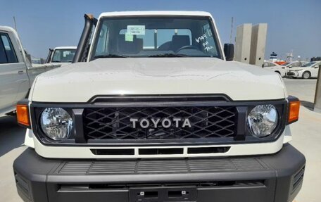 Toyota Land Cruiser 70, 2025 год, 6 480 000 рублей, 7 фотография