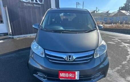 Honda Freed I, 2012 год, 767 000 рублей, 2 фотография