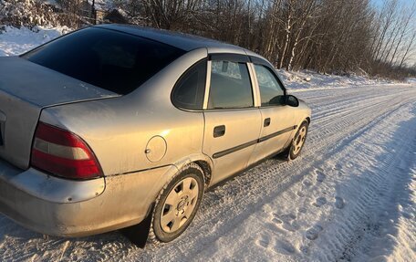 Opel Vectra B рестайлинг, 1998 год, 155 000 рублей, 9 фотография