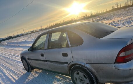 Opel Vectra B рестайлинг, 1998 год, 155 000 рублей, 11 фотография