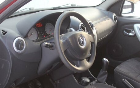 Renault Sandero I, 2013 год, 680 000 рублей, 17 фотография