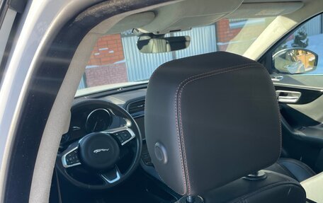 Jaguar F-Pace, 2018 год, 3 700 000 рублей, 14 фотография
