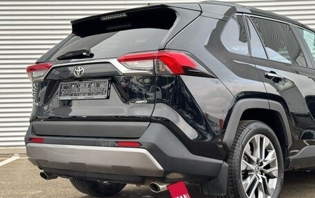 Toyota RAV4, 2021 год, 3 230 000 рублей, 5 фотография