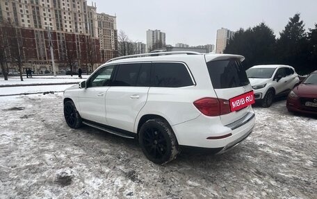 Mercedes-Benz GL-Класс, 2015 год, 4 000 000 рублей, 3 фотография