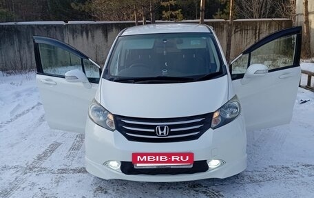 Honda Freed I, 2009 год, 1 125 000 рублей, 2 фотография