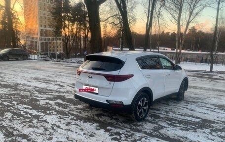 KIA Sportage IV рестайлинг, 2020 год, 2 650 000 рублей, 6 фотография