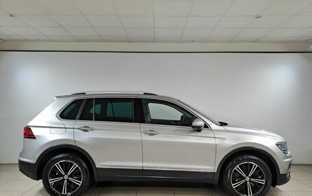 Volkswagen Tiguan II, 2020 год, 2 990 000 рублей, 6 фотография