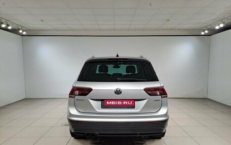 Volkswagen Tiguan II, 2020 год, 2 990 000 рублей, 8 фотография