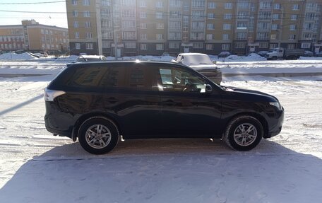 Mitsubishi Outlander III рестайлинг 3, 2012 год, 1 310 000 рублей, 8 фотография