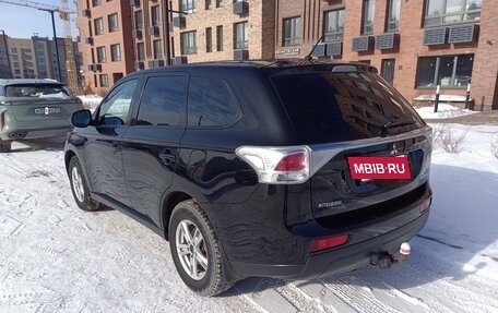 Mitsubishi Outlander III рестайлинг 3, 2012 год, 1 310 000 рублей, 6 фотография