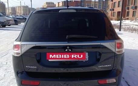 Mitsubishi Outlander III рестайлинг 3, 2012 год, 1 310 000 рублей, 27 фотография