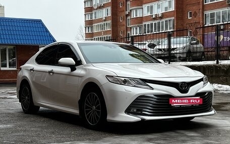 Toyota Camry, 2019 год, 2 980 000 рублей, 3 фотография