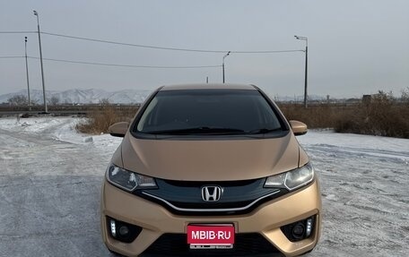 Honda Fit III, 2013 год, 1 050 000 рублей, 1 фотография