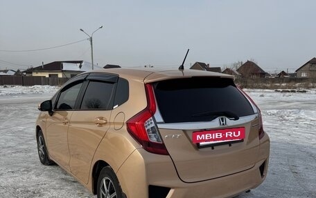 Honda Fit III, 2013 год, 1 050 000 рублей, 5 фотография