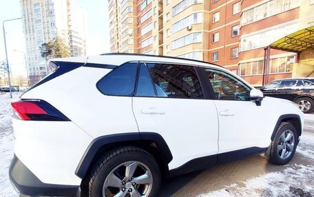 Toyota RAV4, 2019 год, 3 500 000 рублей, 8 фотография