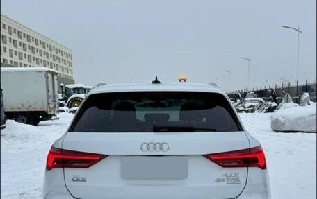 Audi Q3, 2022 год, 3 000 000 рублей, 5 фотография