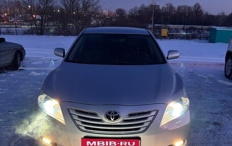 Toyota Camry, 2007 год, 1 350 000 рублей, 6 фотография