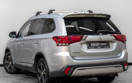 Mitsubishi Outlander III рестайлинг 3, 2019 год, 2 499 000 рублей, 7 фотография