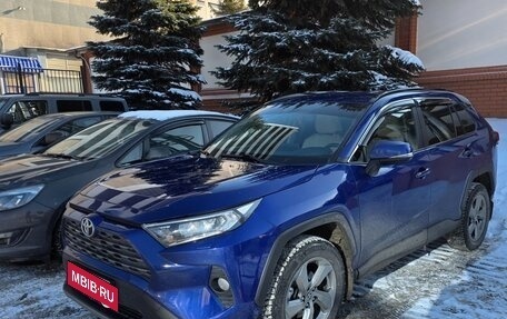 Toyota RAV4, 2022 год, 5 000 000 рублей, 1 фотография