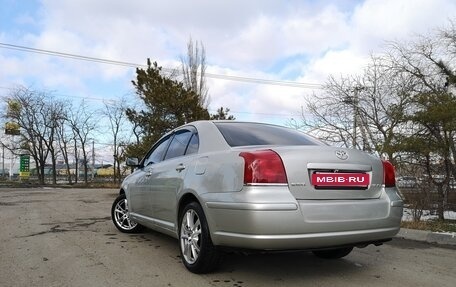 Toyota Avensis III рестайлинг, 2003 год, 945 000 рублей, 12 фотография