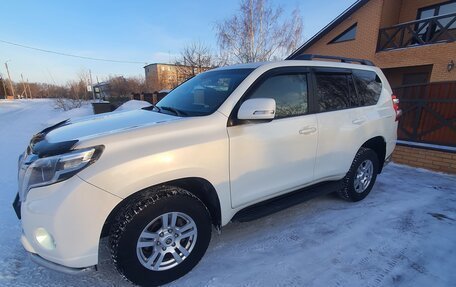 Toyota Land Cruiser Prado 150 рестайлинг 2, 2010 год, 3 100 000 рублей, 20 фотография