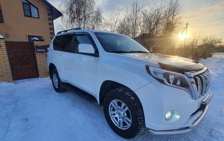 Toyota Land Cruiser Prado 150 рестайлинг 2, 2010 год, 3 100 000 рублей, 35 фотография