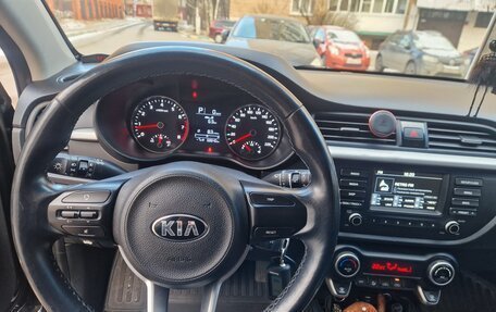 KIA Rio IV, 2018 год, 1 750 000 рублей, 9 фотография