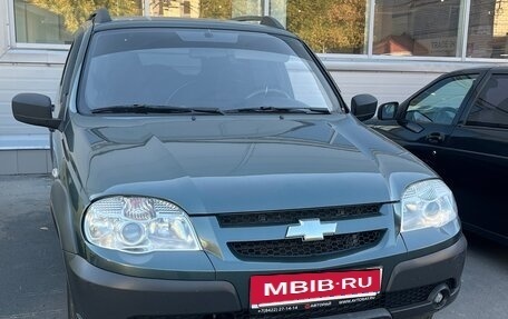 Chevrolet Niva I рестайлинг, 2012 год, 720 000 рублей, 1 фотография