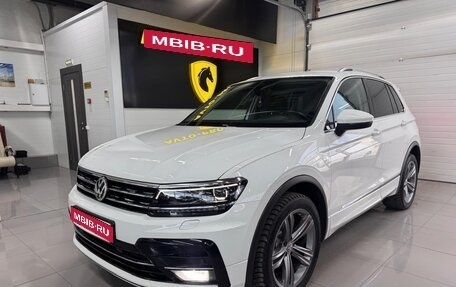 Volkswagen Tiguan II, 2019 год, 3 420 000 рублей, 1 фотография