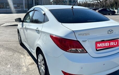 Hyundai Solaris II рестайлинг, 2014 год, 1 100 000 рублей, 13 фотография