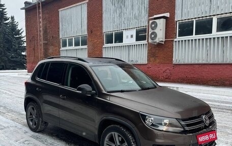 Volkswagen Tiguan I, 2016 год, 2 700 000 рублей, 3 фотография