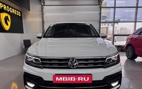 Volkswagen Tiguan II, 2019 год, 3 420 000 рублей, 2 фотография