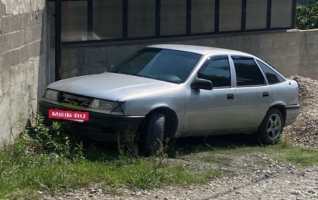 Opel Vectra A, 1993 год, 265 000 рублей, 3 фотография