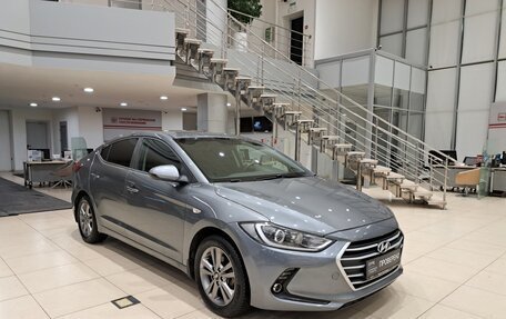 Hyundai Elantra VI рестайлинг, 2017 год, 1 350 000 рублей, 7 фотография