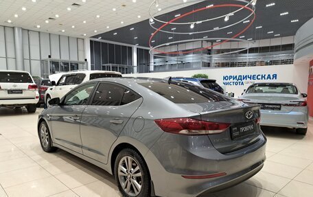 Hyundai Elantra VI рестайлинг, 2017 год, 1 350 000 рублей, 11 фотография