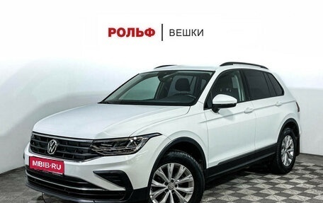 Volkswagen Tiguan II, 2021 год, 2 700 000 рублей, 1 фотография