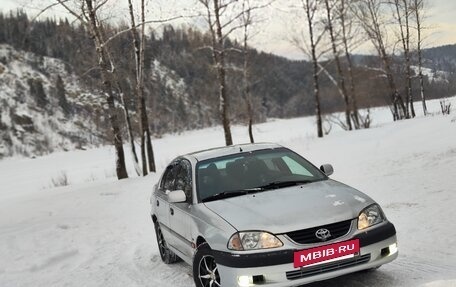 Toyota Avensis III рестайлинг, 2001 год, 480 000 рублей, 2 фотография