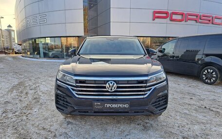 Volkswagen Touareg III, 2018 год, 5 390 000 рублей, 6 фотография