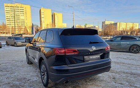 Volkswagen Touareg III, 2018 год, 5 390 000 рублей, 11 фотография